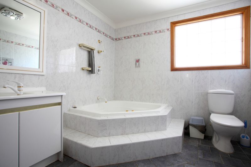 Top Bathtub Installation Companies in Tallmadge, OH